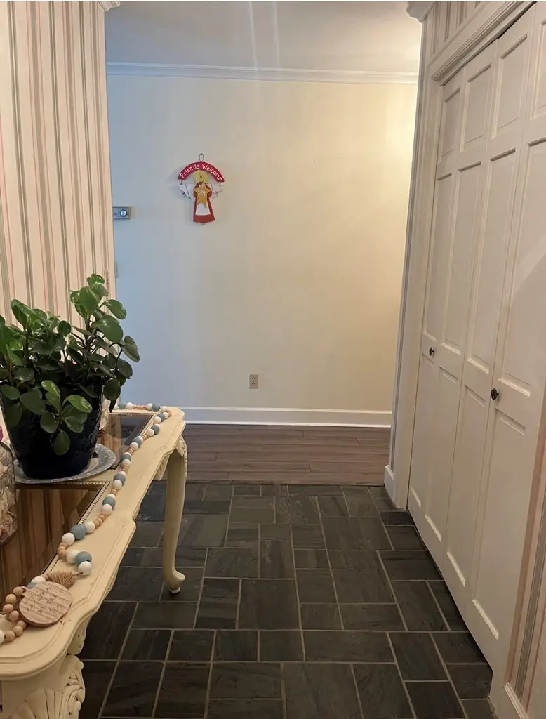 10 Dickerson Street, Prestonsburg, KY 41653 - #2