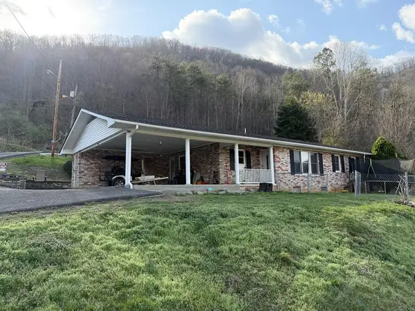 265 Polley Street, Elkhorn City, KY 41522