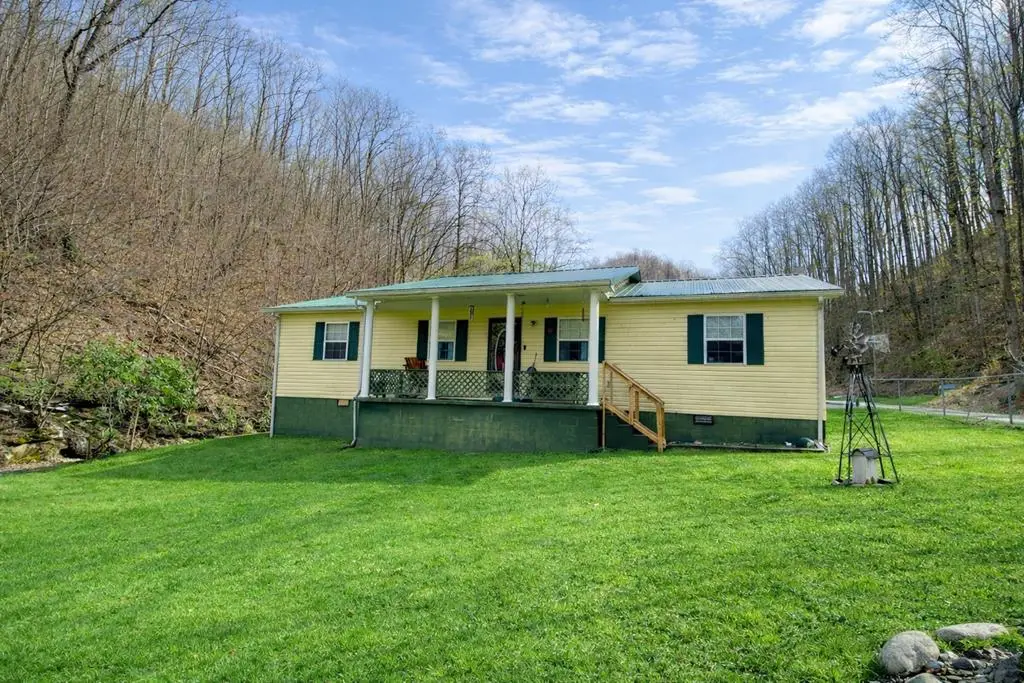 2409 Thacker Hollow Rd, Edgarton, WV 25672 - #1