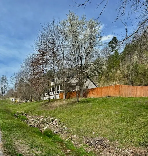 1082 Caudill Fork, Staffordsville, KY 41256 - #2