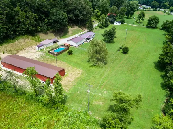 811 Ky Rt.1750, East Point, KY 41216