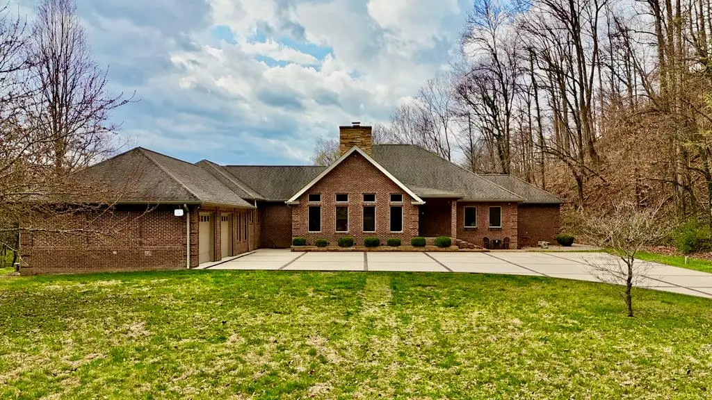 235 Foxcroft Lane, Pikeville, KY 41501 - #1