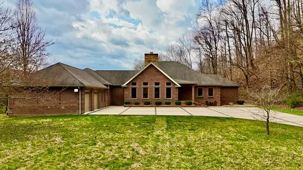 235 Foxcroft Lane, Pikeville, KY 41501