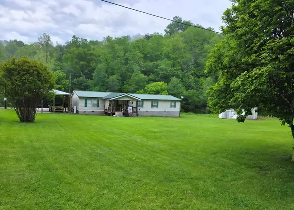 2246 Asa Creek, Hager Hill, KY 41222