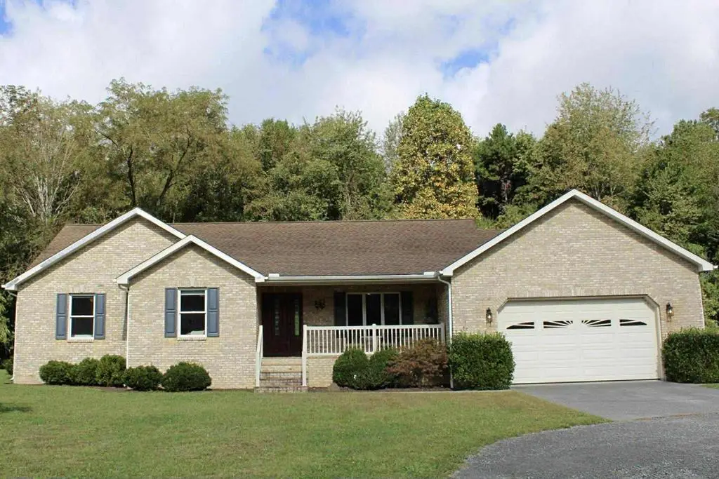 27 Valhalla Avenue, Jenkins, KY 41537 - #1