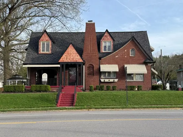 306 W Madison St, Louisa, KY 41230