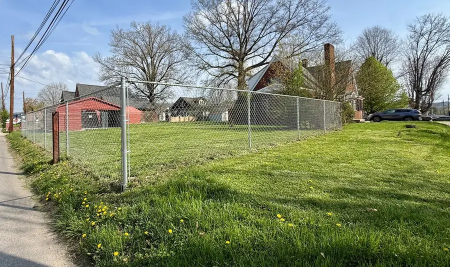 0 Pocahontas St, Louisa, KY 41230 - #3