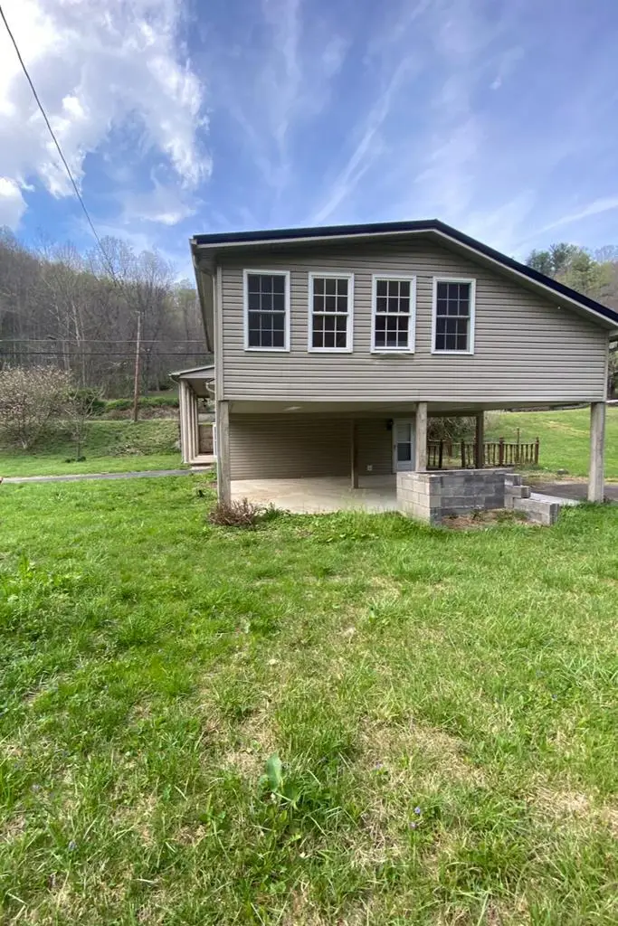 3482 Highway 805, Neon, KY 41840 - #3