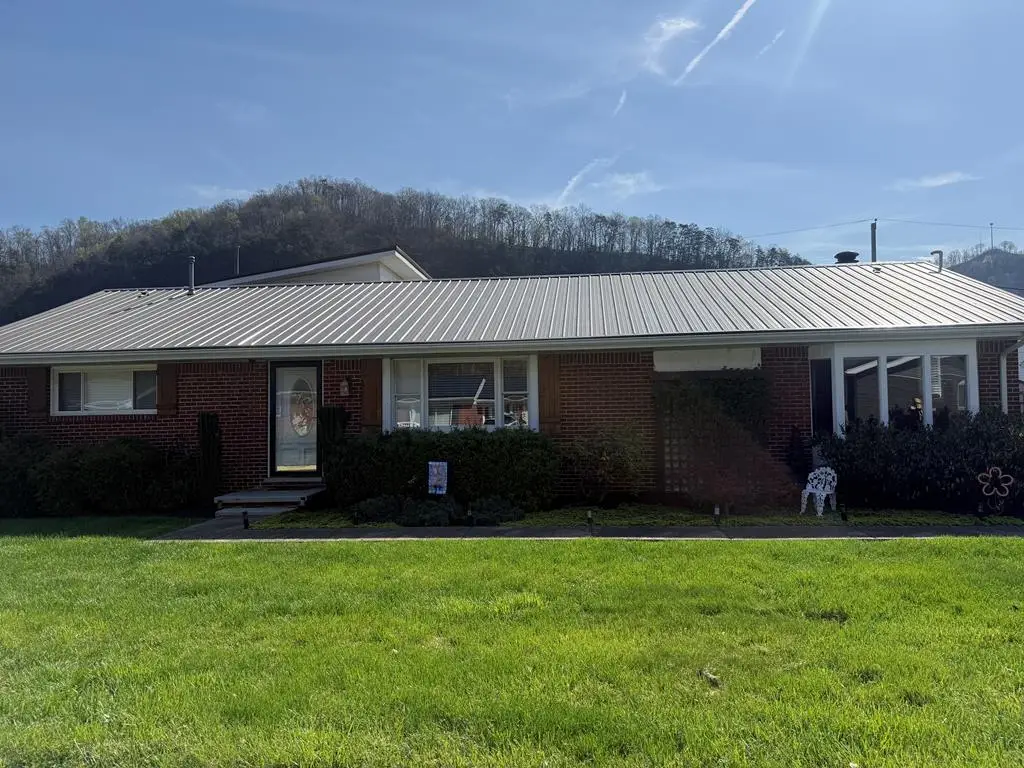 112 Keel Street, Pikeville, KY 41501 - #1