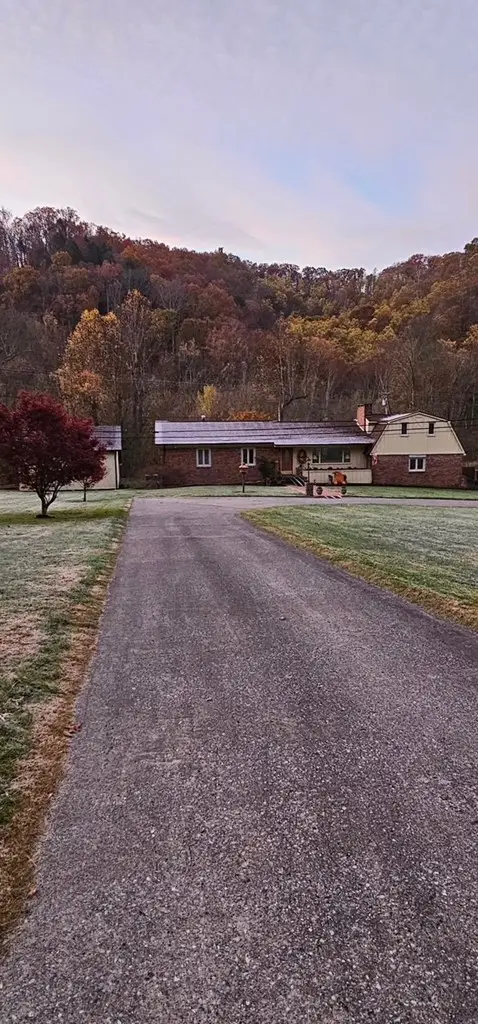 142 Ky Rt. 194, Prestonsburg, KY 41653 - #3