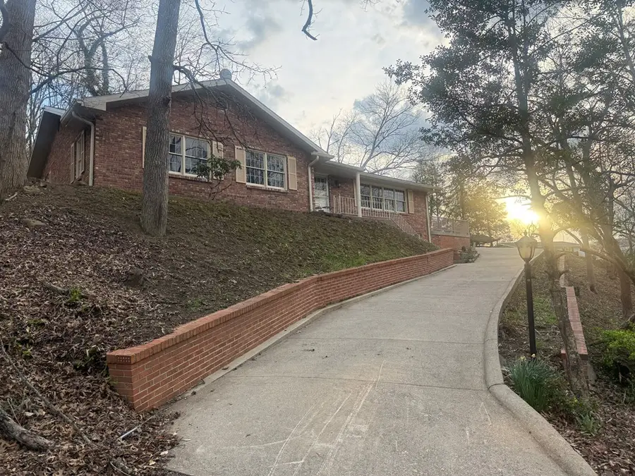 216 Mt Martha Drive, Pikeville, KY 41501 - #3