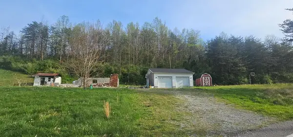 185 Gallup Rd., Louisa, KY 41230