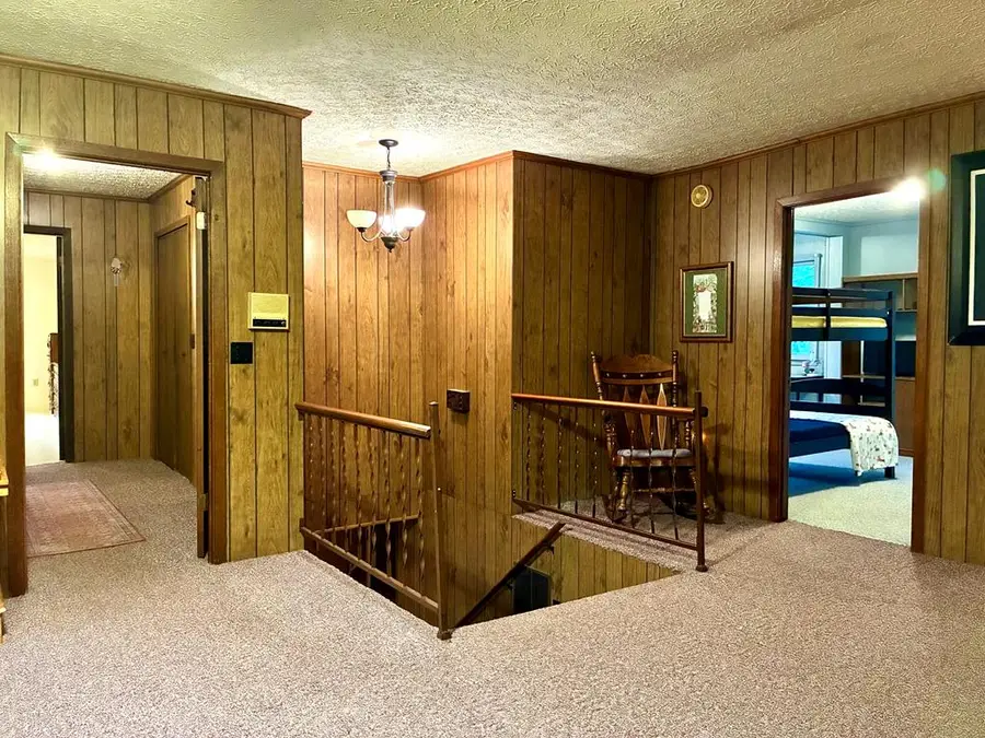 8415 Robinson Creek Rd, Virgie, KY 41572 - #2