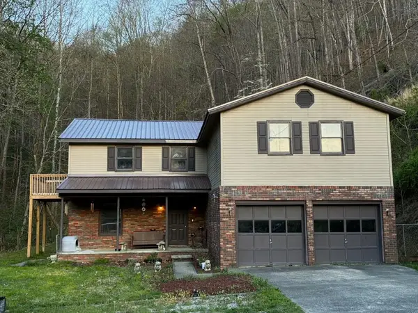 8415 Robinson Creek Rd, Virgie, KY 41572