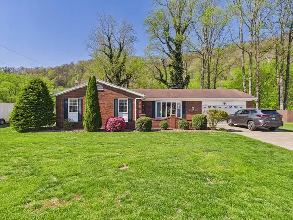 516 Jasper Lane, Paintsville, KY 41240