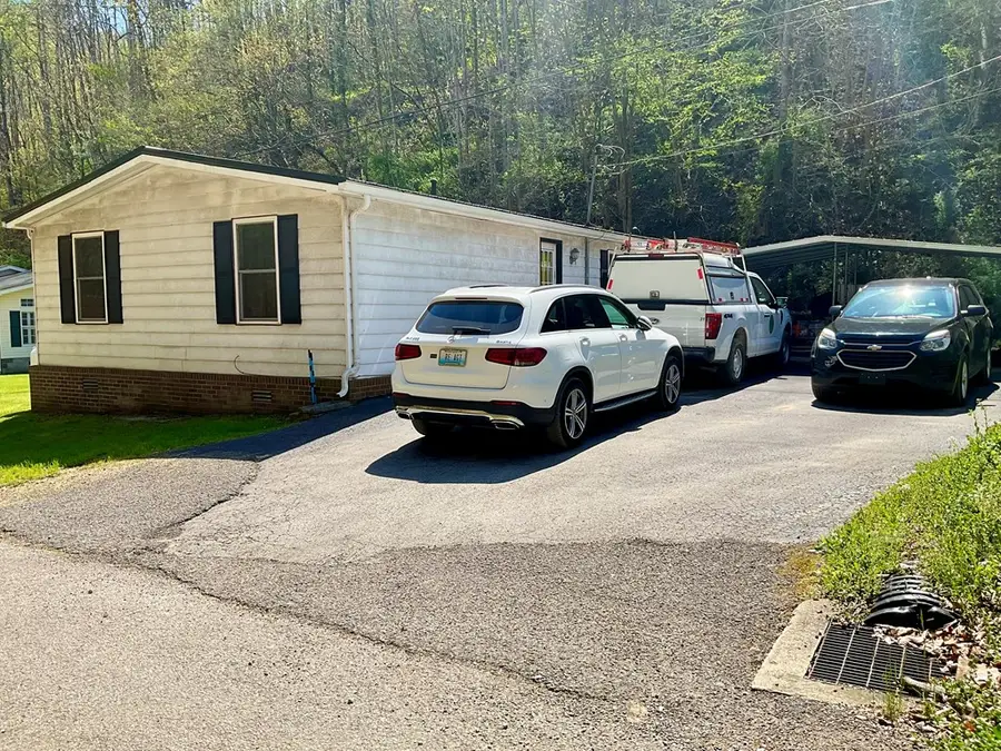 511 Hatfield Branch, McCarr, KY 41544 - #2