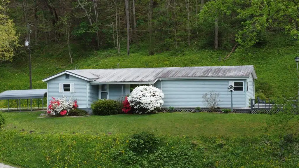 2390 Collins Hwy, Pikeville, KY 41501 - #1