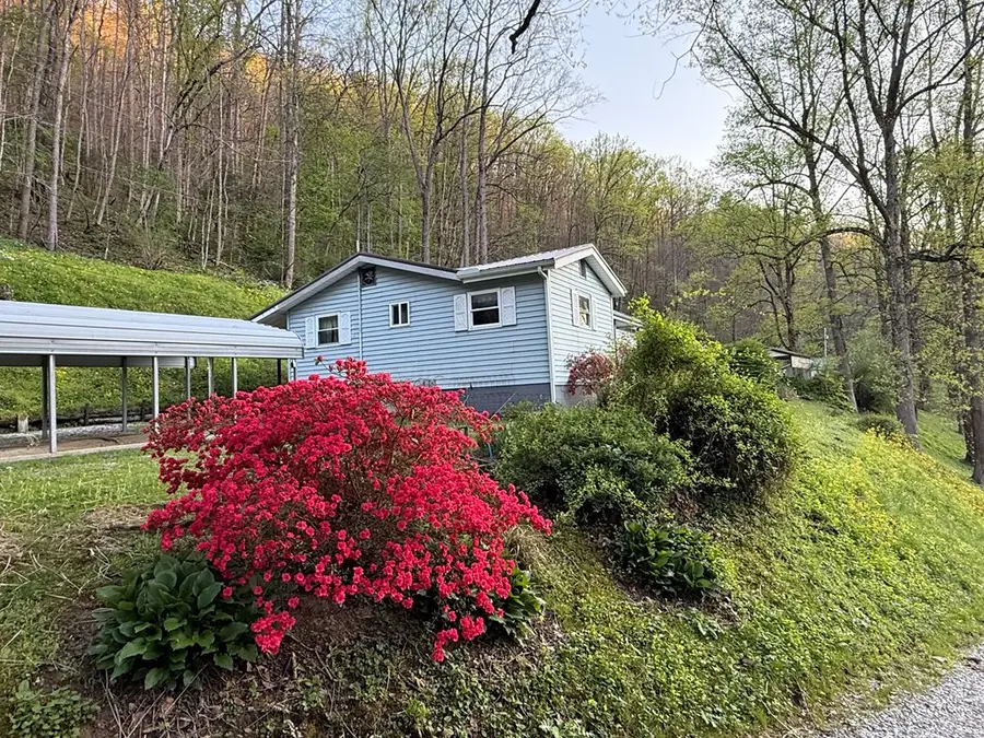 2390 Collins Hwy, Pikeville, KY 41501 - #3