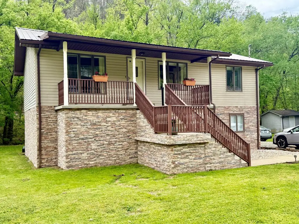 73 Hillcrest Drive, Pikeville, KY 41501 - #1