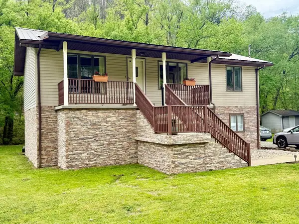 73 Hillcrest Drive, Pikeville, KY 41501