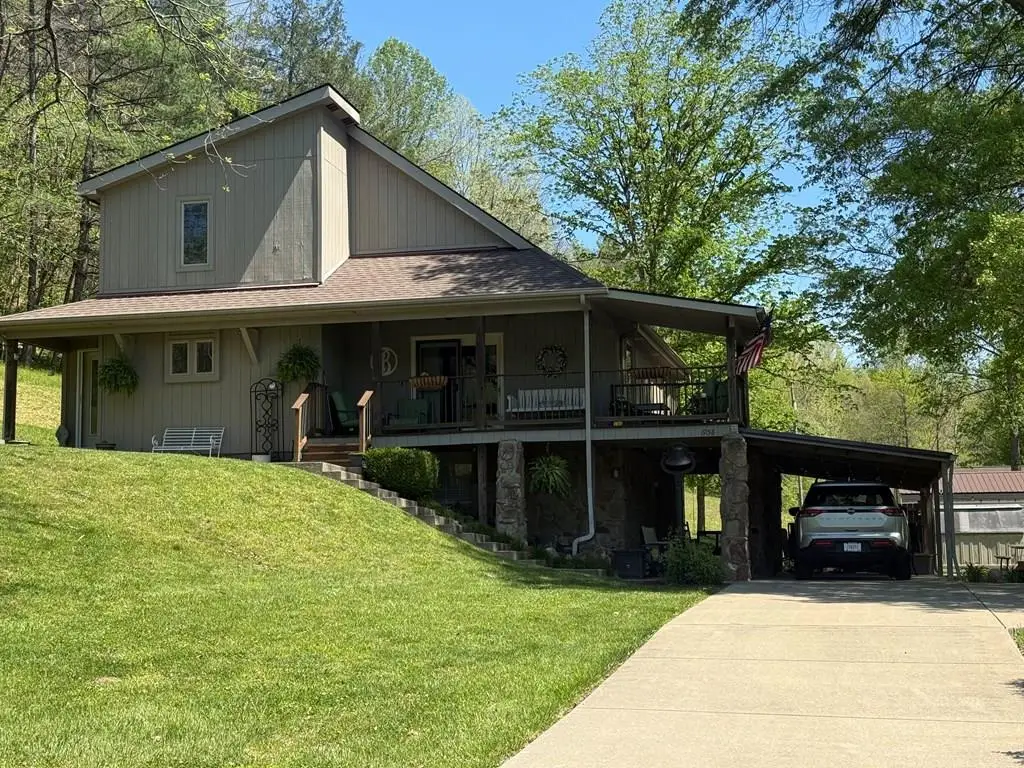 1958 Kentucky Rt. 172, Staffordsville, KY 41256 - #1