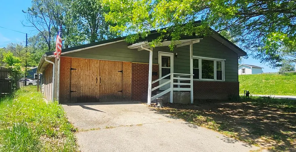 423 North Rice, Louisa, KY 41230 - #1