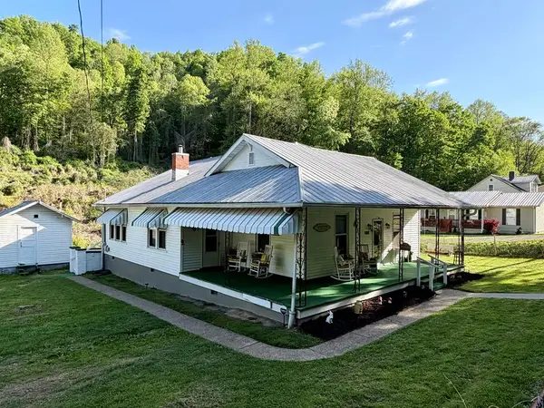 232 Mill Branch, Paintsville, KY 41240