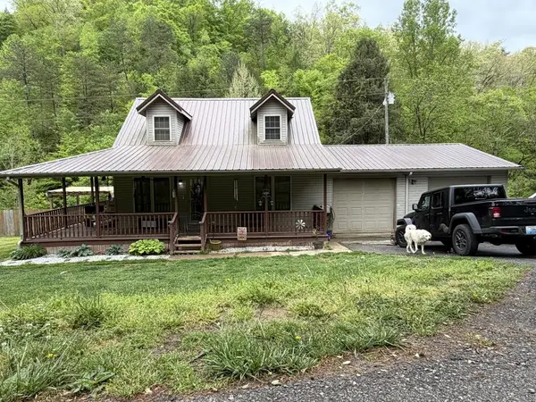 1021 Ky Rt. 689, Volga, KY 41266