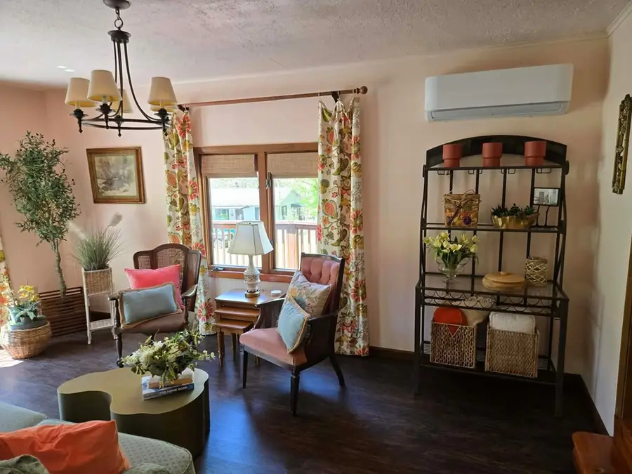 982 Hwy 3400, Jenkins, KY 41537 - #2