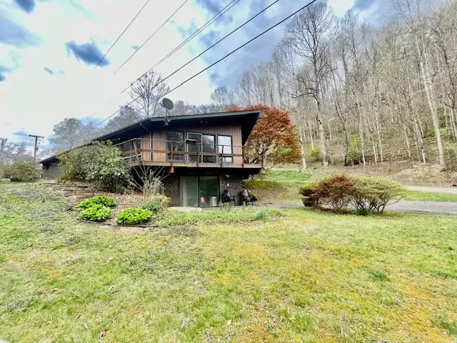 431 Walter's Road, Pikeville, KY 41501 - #2