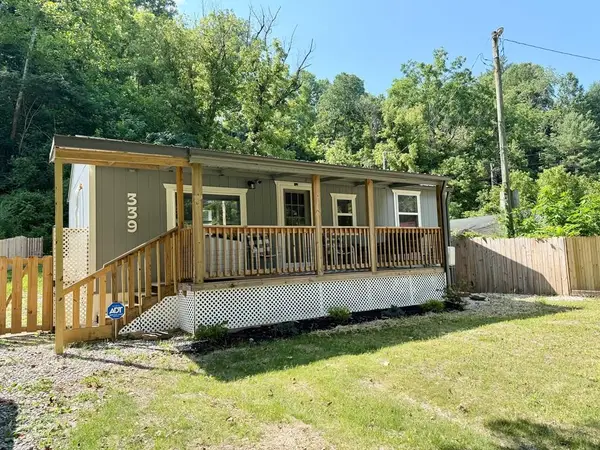 339 Ky State Rt 172, Staffordsville, KY 41256