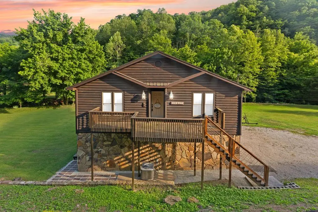 326 Cherry Lane, Garrett, KY 41630 - #1