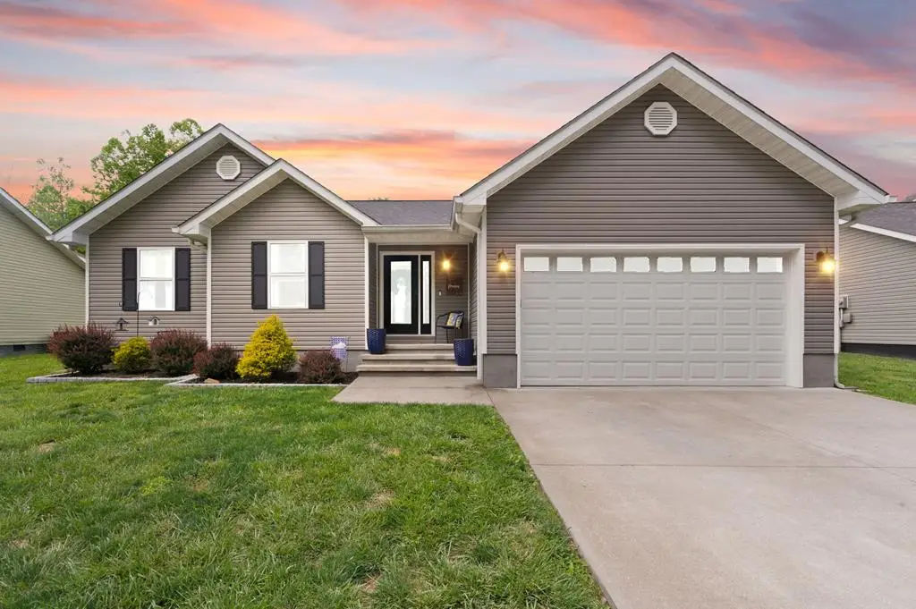 44 Kentucky Drive, Hazard, KY 41701 - #1
