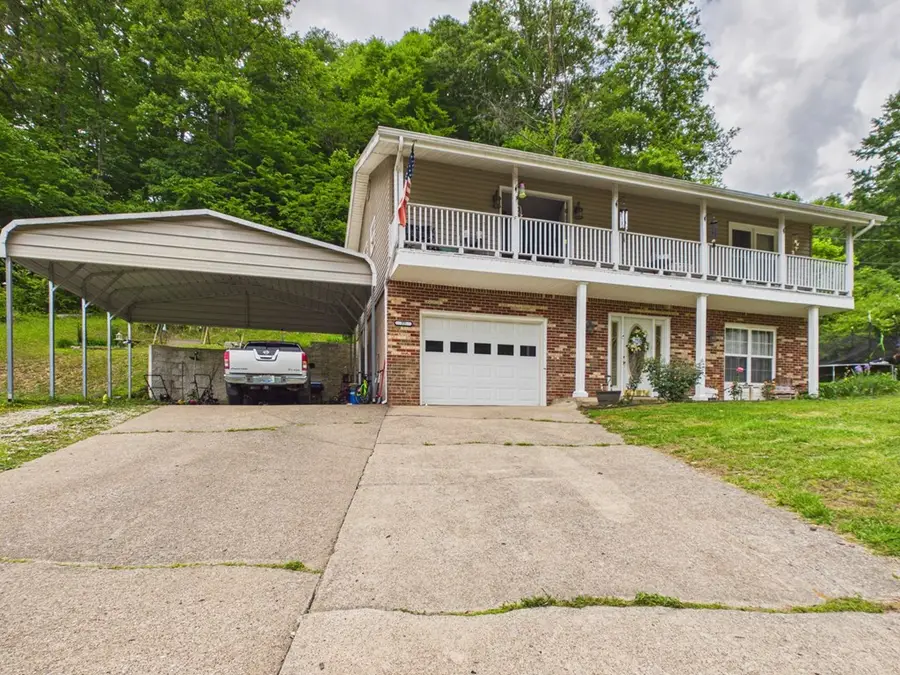 77 Mckenzie Addition, Van Lear, KY 41265 - #2