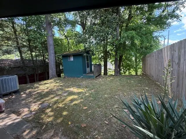 908 Kentucky Blvd, Hazard, KY 41701 - #3