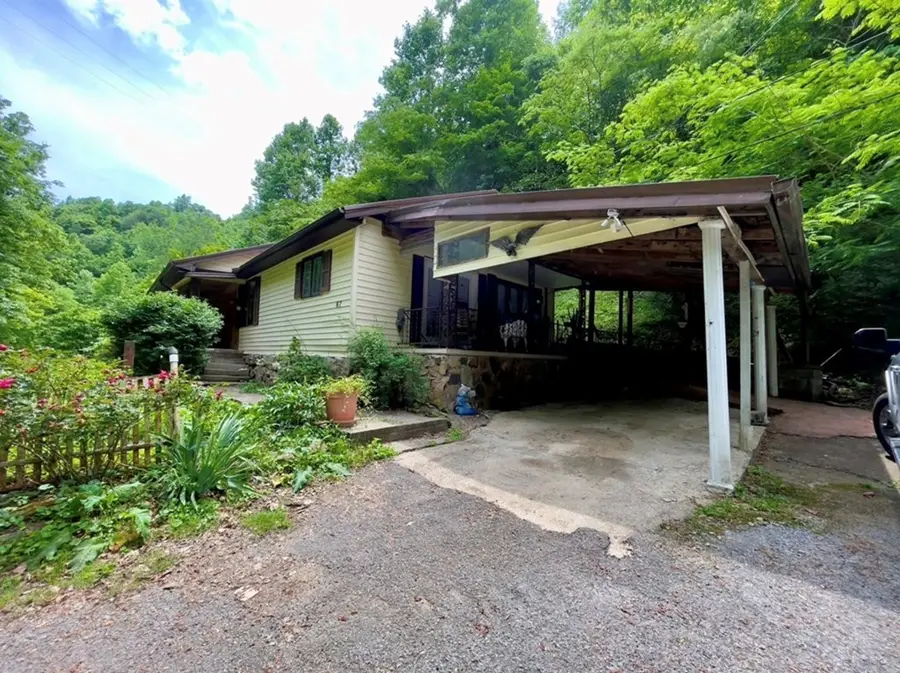67 Kidd Fork, Banner, KY 41603 - #3