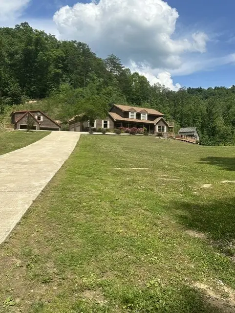 357 Freds Fork, Prestonsburg, KY 41653 - #3