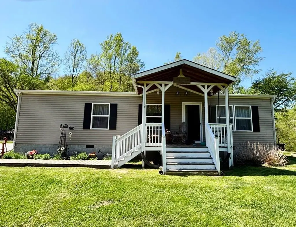 4597 North Hwy 3, Louisa, KY 41230 - #1