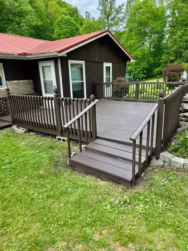 672 Birch Branch, Salyersville, KY 41465