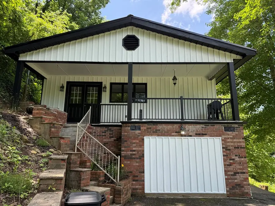 1200 Kentucky Blvd, Hazard, KY 41701 - #2
