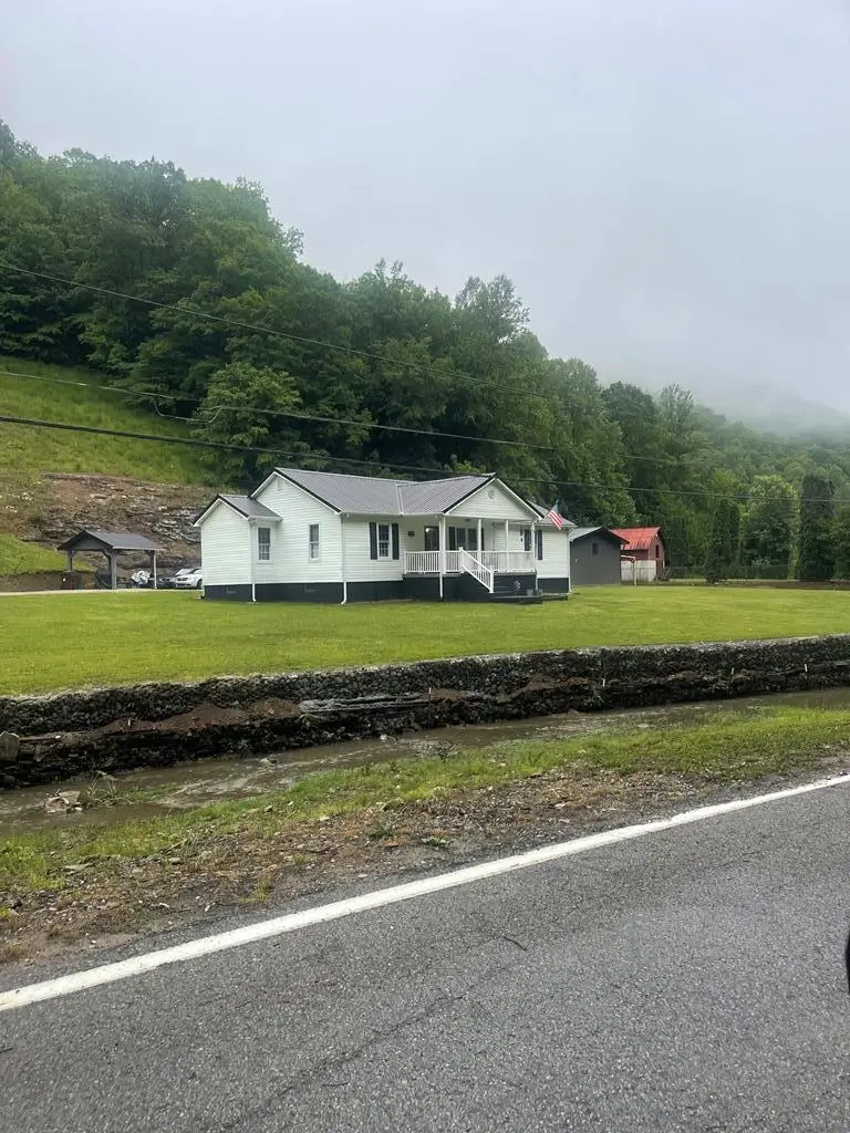 4663 Perkins Madden Road, Vicco, KY 41773 - #1