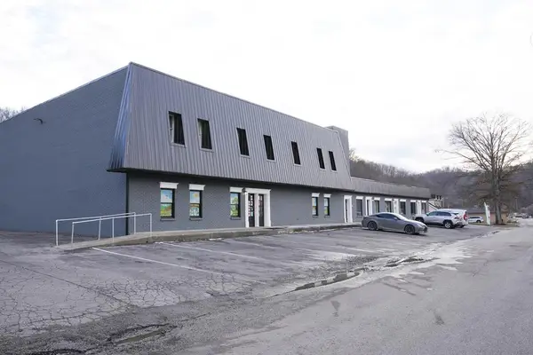 816 Fm Stafford, Paintsville, KY 41240