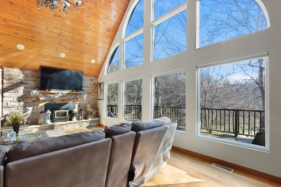 120 Heavens View, Hindman, KY 41822 - #3