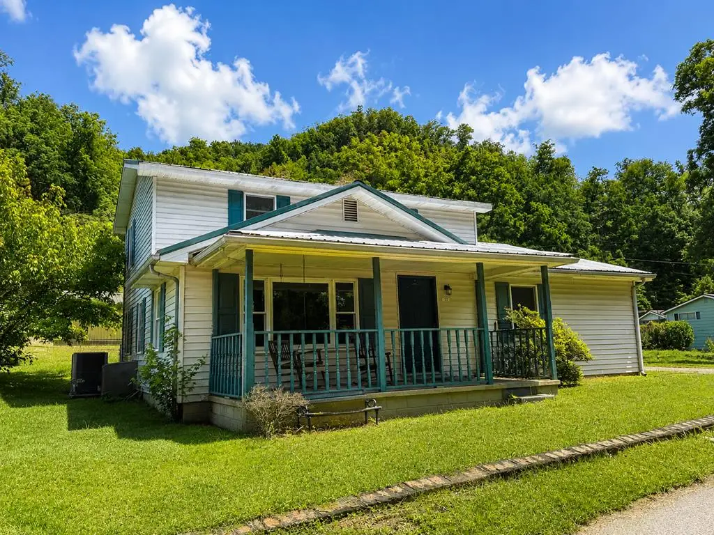 353 Little Creek, Pikeville, KY 41501 - #1