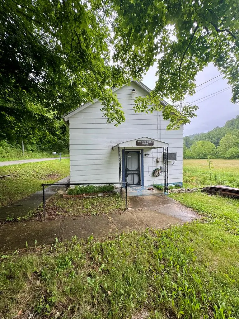 2071 Mattie Rd, Louisa, KY 41230 - #1