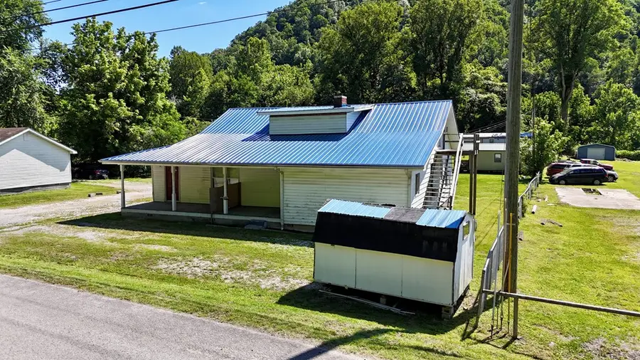 6739 Millard Highway, Pikeville, KY 41501 - #3