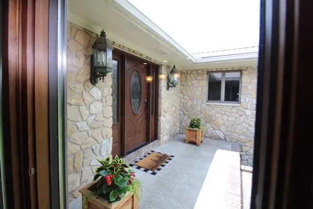 2716 Jenny's Creek, Staffordsville, KY 41256 - #3