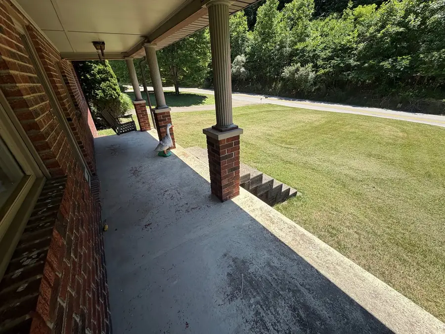 3522 Long Branch Rd, Belfry, KY 41514 - #2