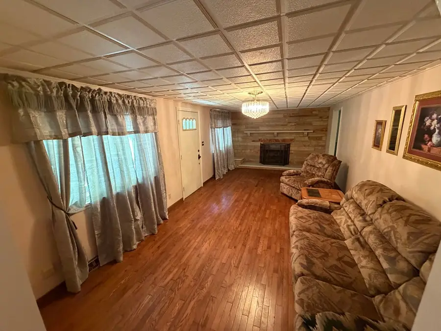 3522 Long Branch Rd, Belfry, KY 41514 - #3