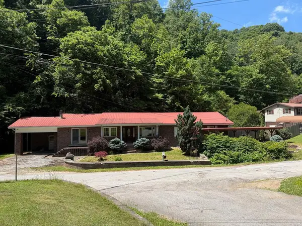 201 Nosben Fork, Belfry, KY 41514